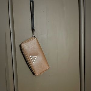 Guess wallet